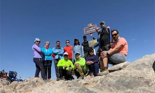 صعود به قله شاهوار